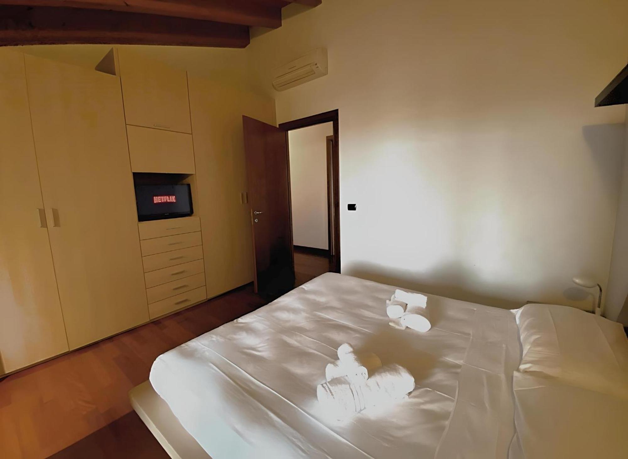 Desenzanoloft Official Partner Marriott Homes & Villas - Paradise Lake View In A 5 Pools Exclusive Residence Desenzano del Garda Exteriér fotografie