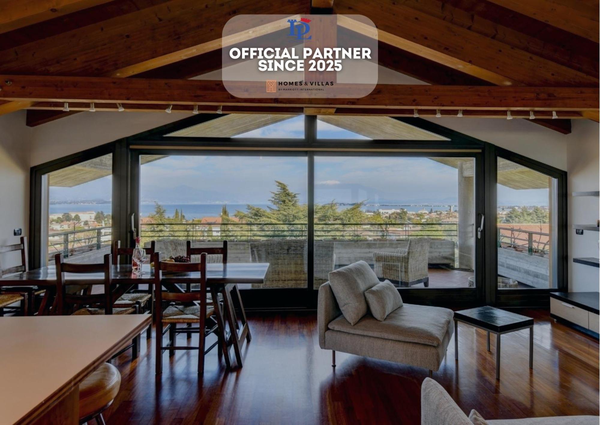 Desenzanoloft Official Partner Marriott Homes & Villas - Paradise Lake View In A 5 Pools Exclusive Residence Desenzano del Garda Exteriér fotografie
